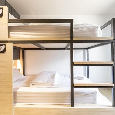 Baan Kun Mhor Hostel บ้านคุณหมอโฮสเทล 방콕 외부 사진
