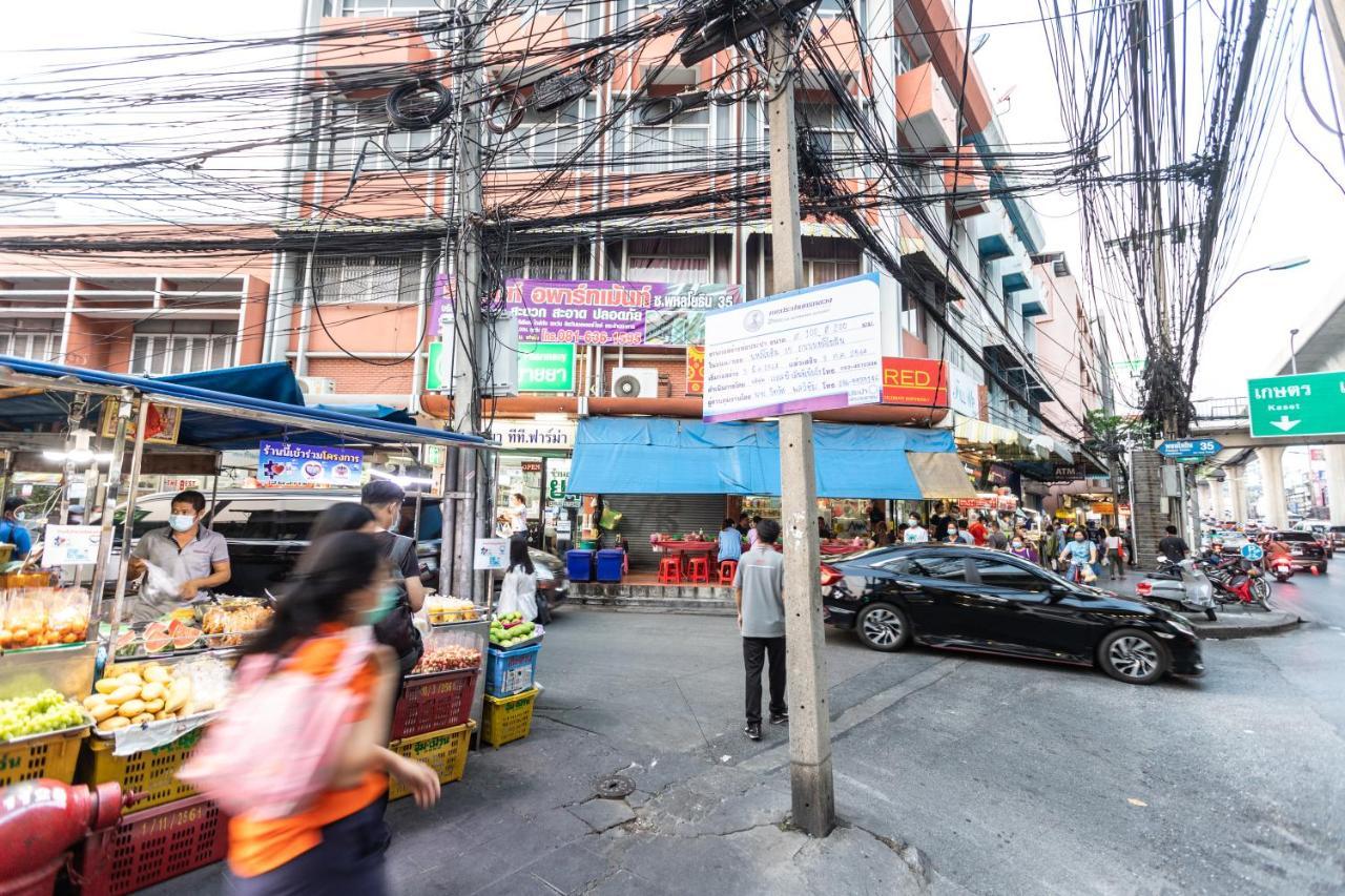 Baan Kun Mhor Hostel บ้านคุณหมอโฮสเทล 방콕 외부 사진